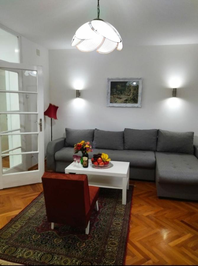Palace Luxury Apartments The Heart Of Belgrad Exterior foto